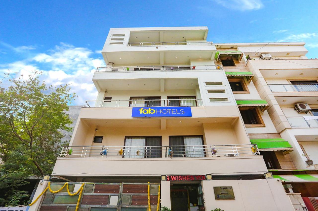 Fabhotel Novel Suites - Nr Yashobhoomi Convention Centre New Delhi Exterior photo