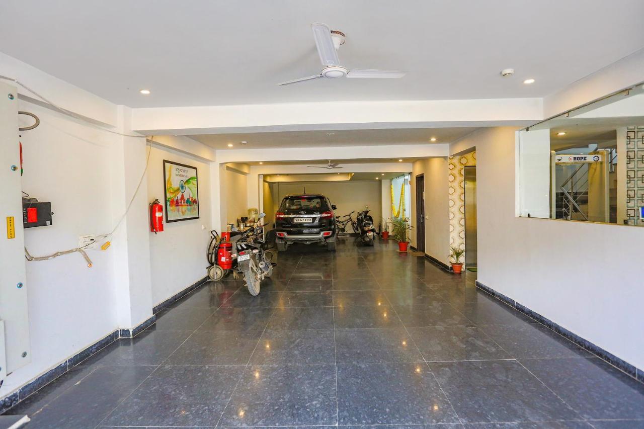 Fabhotel Novel Suites - Nr Yashobhoomi Convention Centre New Delhi Exterior photo